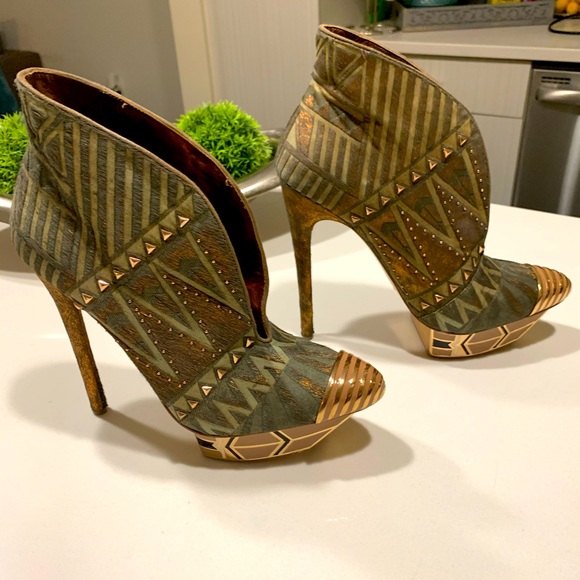 Ivy Kirzhner Shoes - Ivy Kirzhner Green Gold Booties